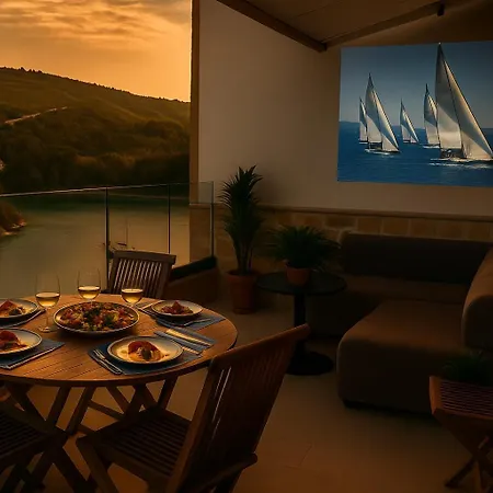 Oliven Penthouse Apartman Sutivan