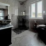 Oliven Penthouse Апартаменты Сутиван